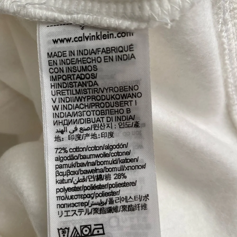 NWT Calvin Klein Jeans Hoodie - Picture 5 of 5